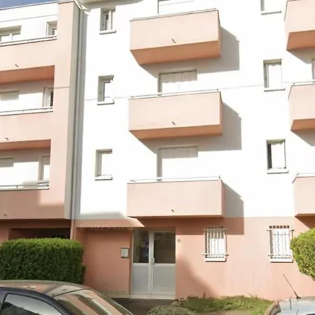 Joli En Rdc Appartamento